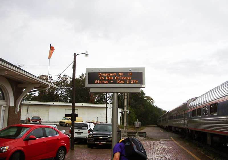 New platform PIDS at Tuscaloosa, Ala.