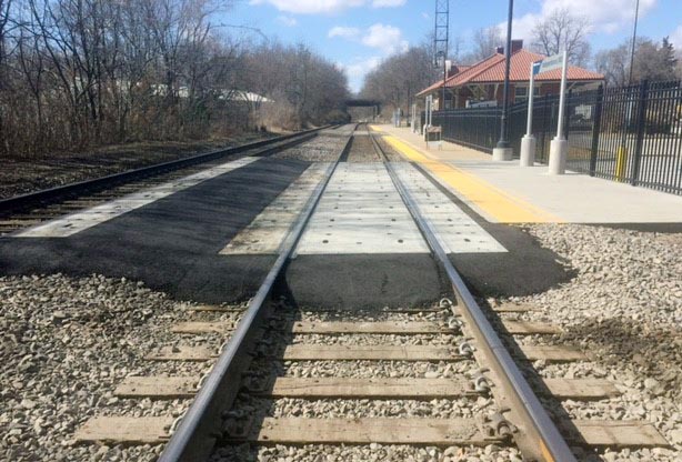 Grade crossing at Independence, Mo.