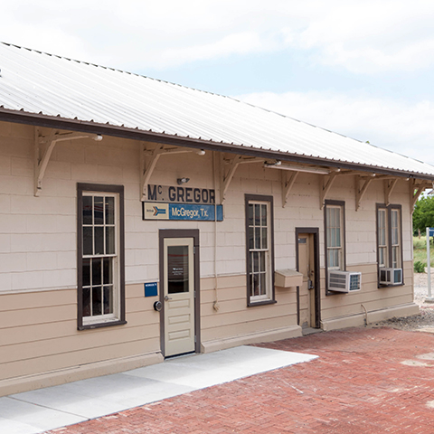 McGregor depot, 2016