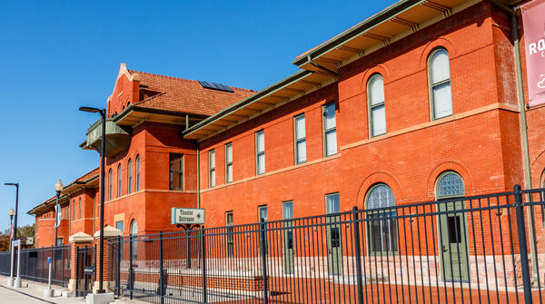 Dodge City, KS, Amtrak station