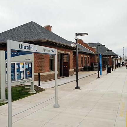Lincoln, Ill., depot - Dec. 2017.